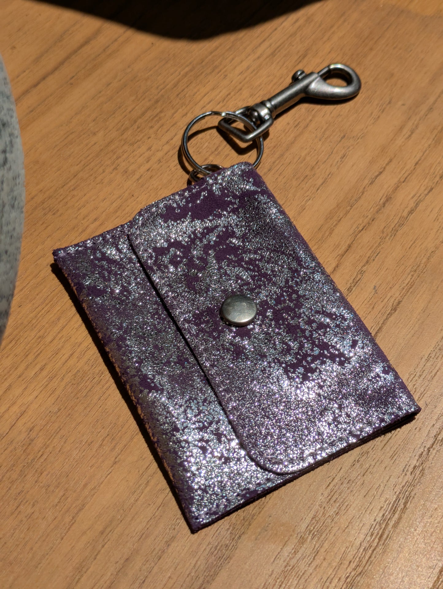 Kim White Keychain Wallet - Metallic